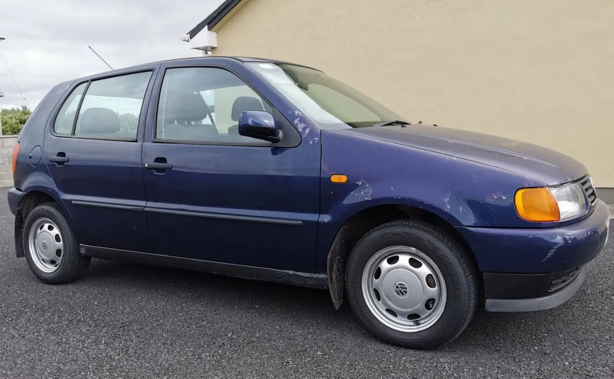Volkswagen Polo 1998 - Image 2