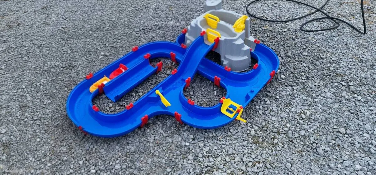 Water Playset - Image 1