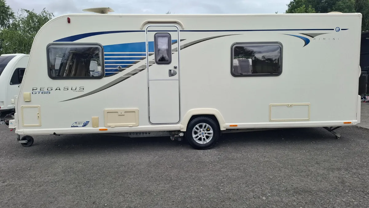 Bailey Pegasus Rimini 4 Berth With 2 Fixed Beds - Image 3