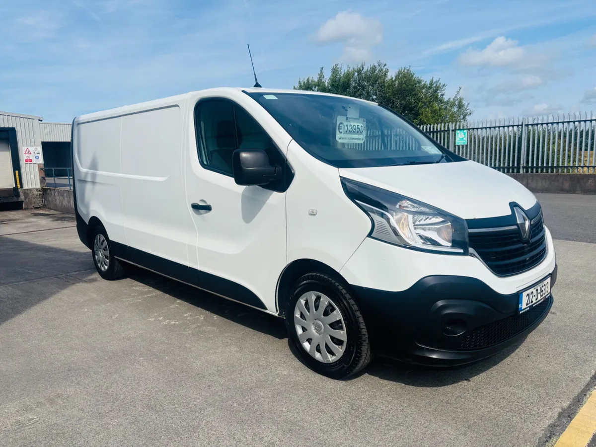 212 Renault Trafic 2.0 LWB €13,950 + VAT - Image 3