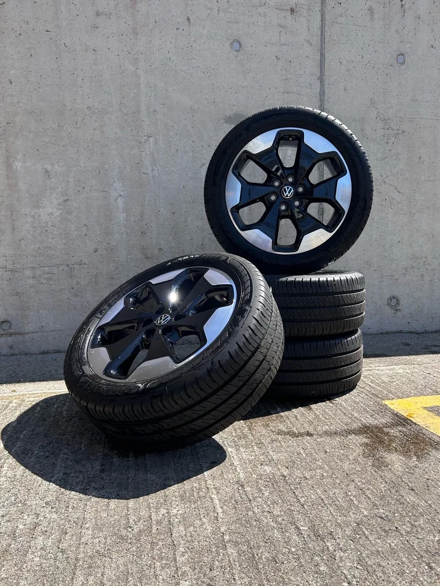 Genuine Volkswagen Indianapolis 19” Alloy Wheels - Image 1
