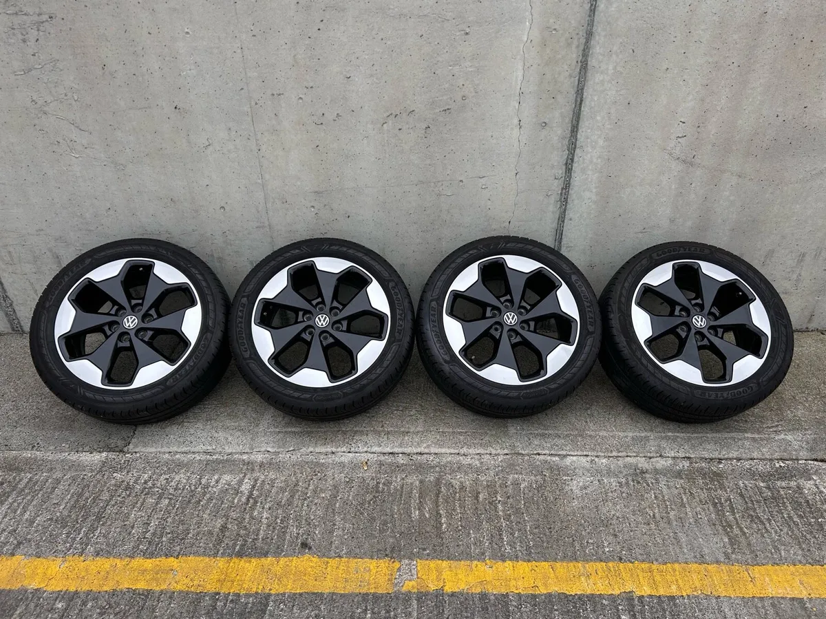 Genuine Volkswagen Indianapolis 19” Alloy Wheels - Image 2