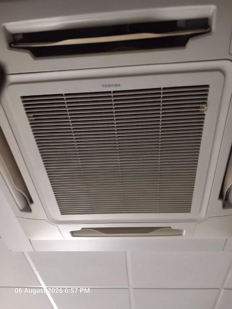 Air conditioning and heating system - Image 3