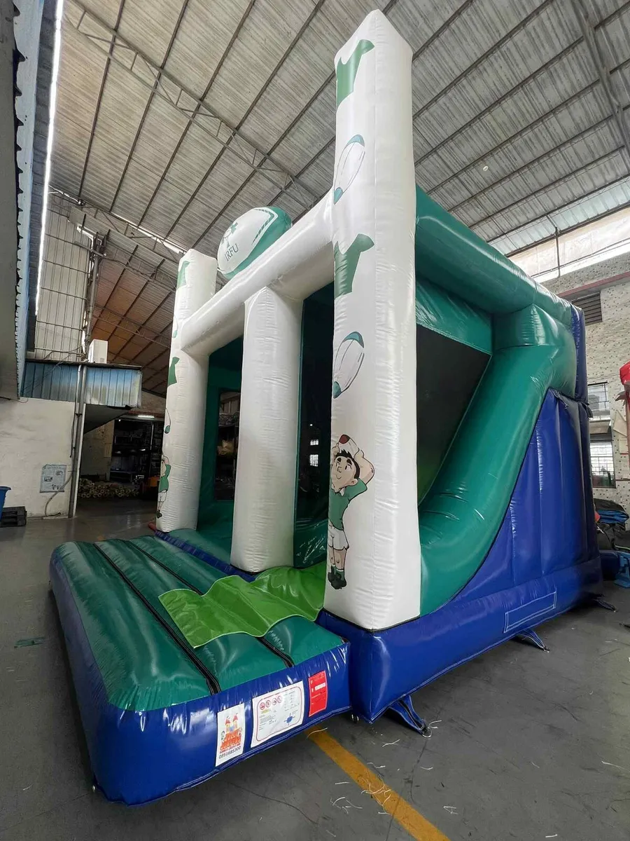 Bouncing castle - Image 3