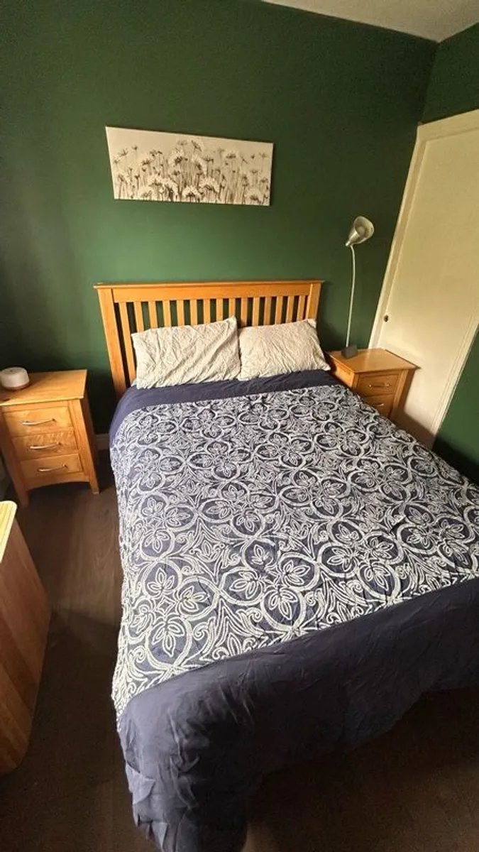 double bed - Image 1
