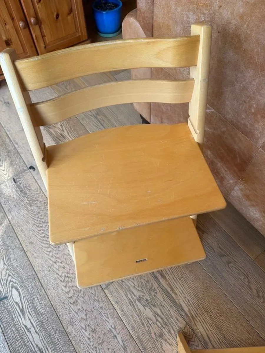 high chair - Image 4