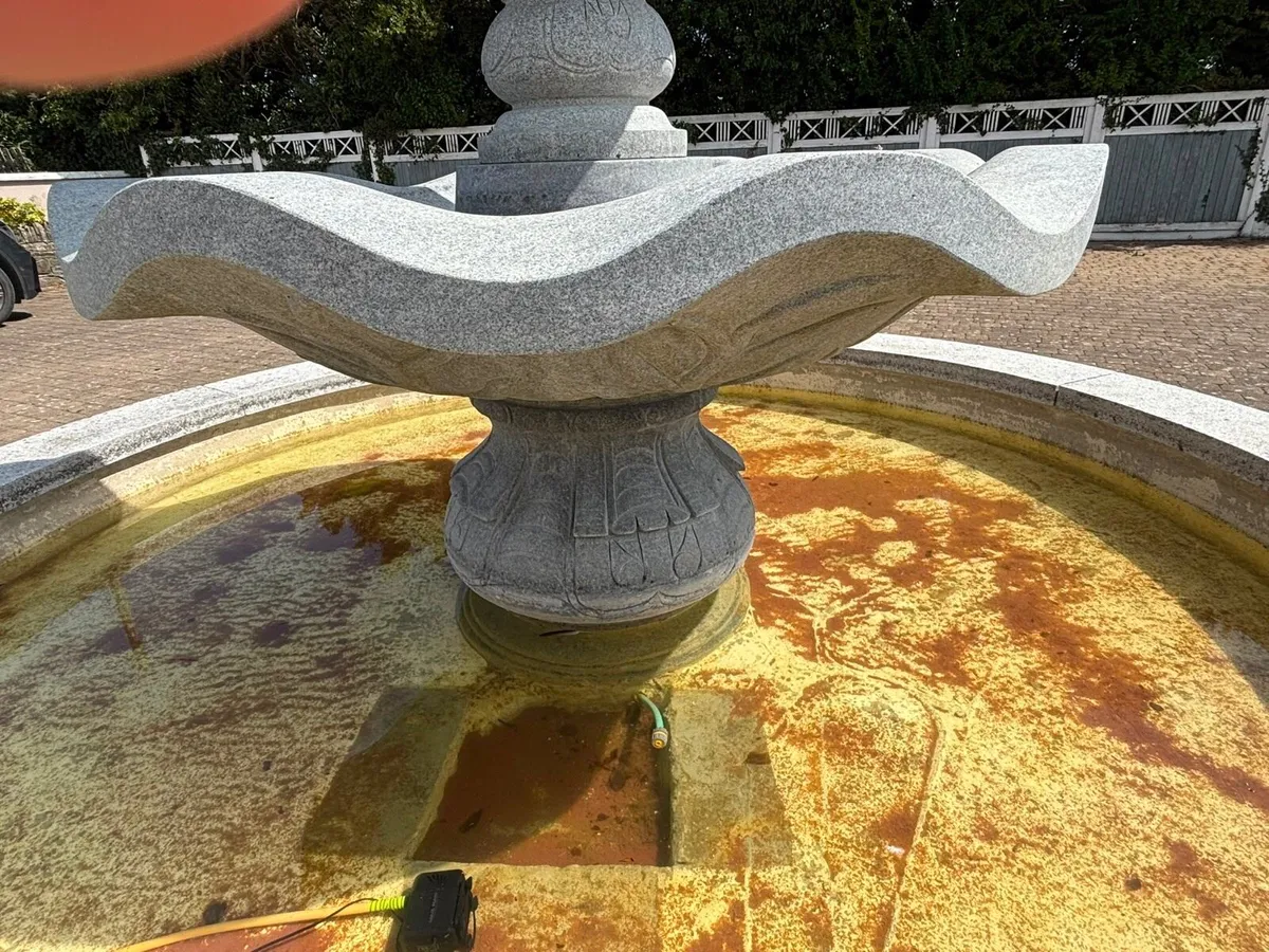 Large Water Fountain - Image 2