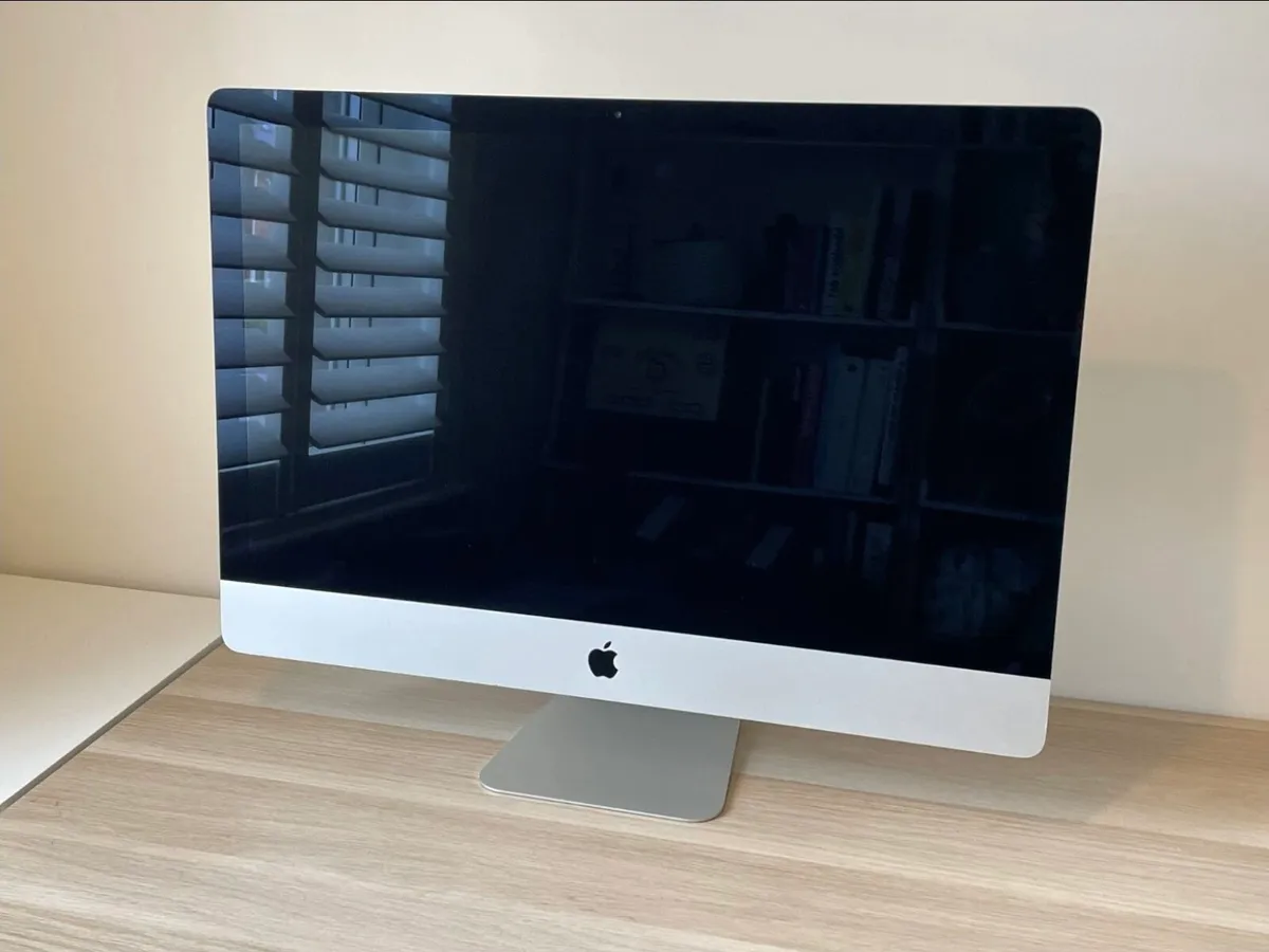 Apple iMac 27' Retina 5K 2017 1TB Fusion 40GB RAM - Image 1