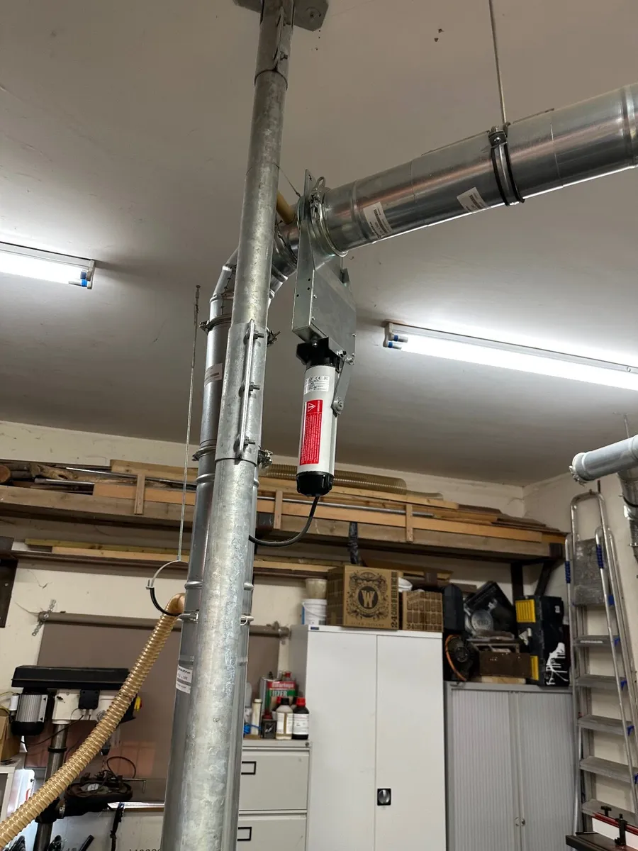 Felder AF22 Dust Extractor + Full Ducting System - Image 2