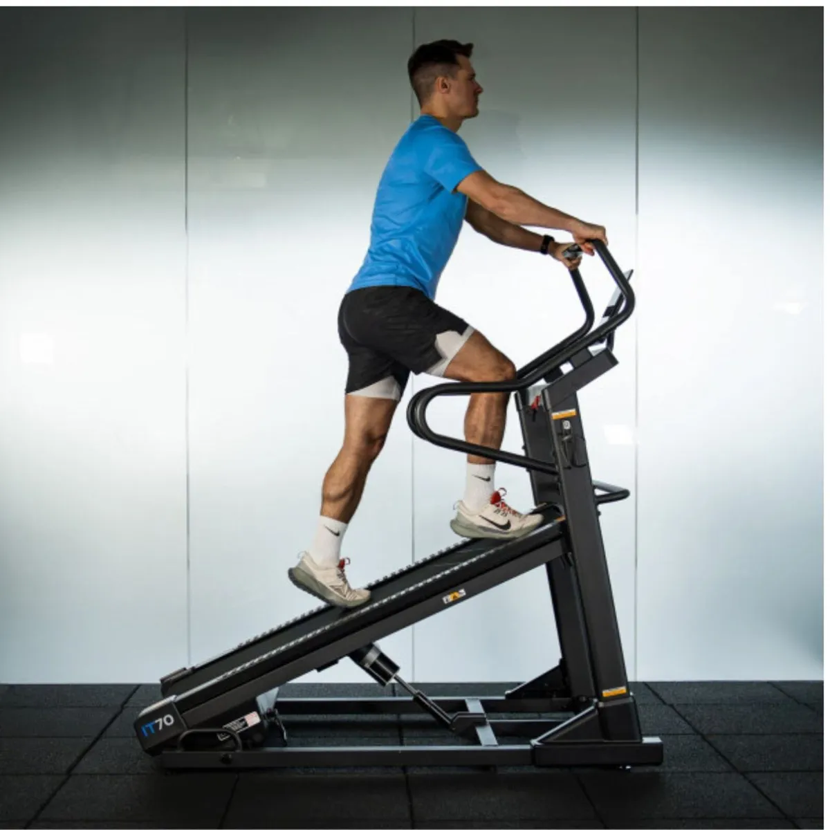 Cardio pro  Incline Treadmill-Free Delivery - Image 4
