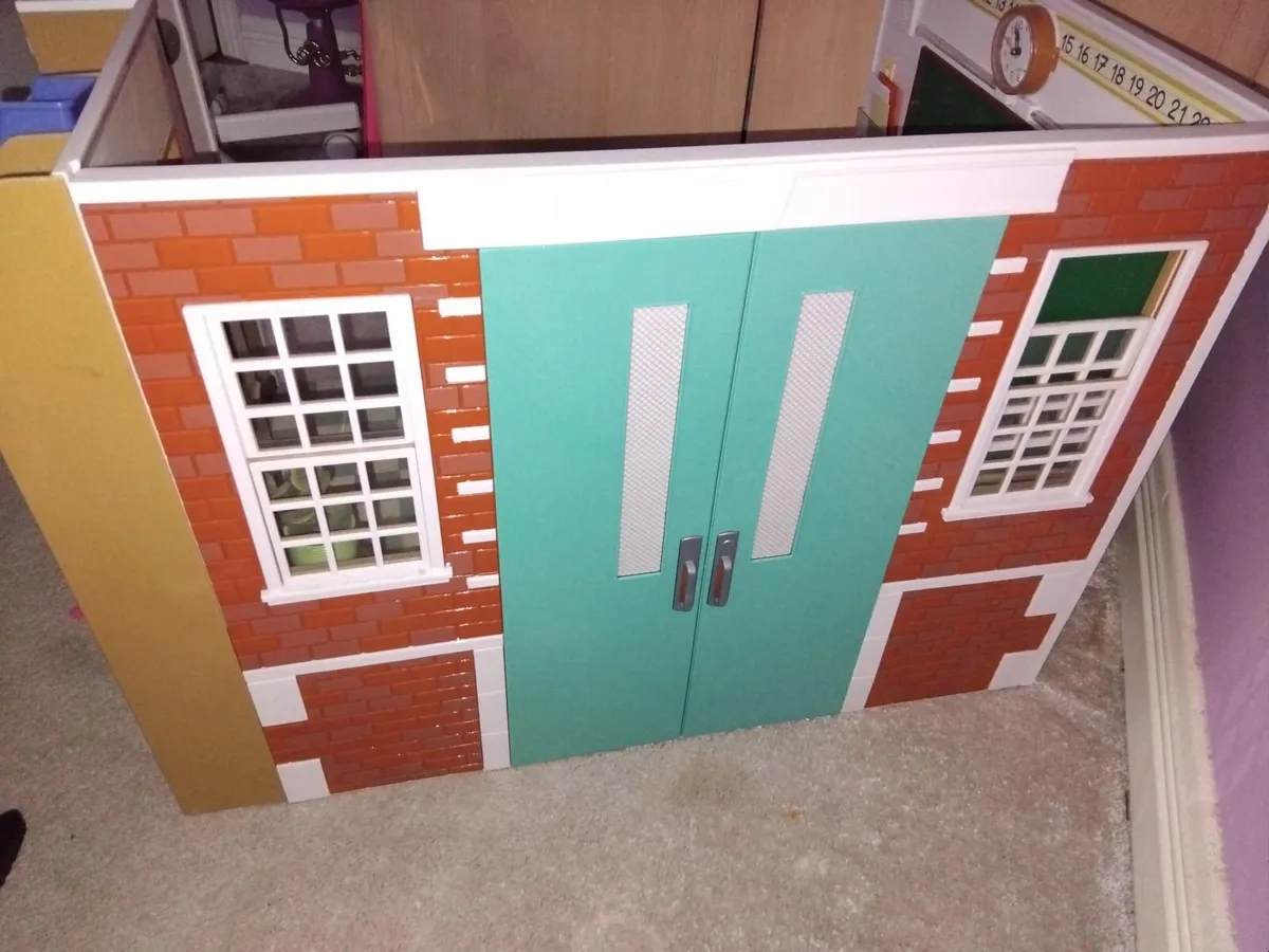 Toys - Image 4