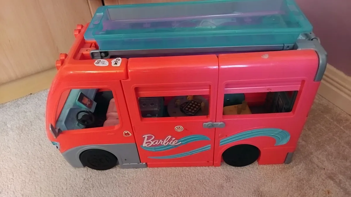 Toys - Image 1