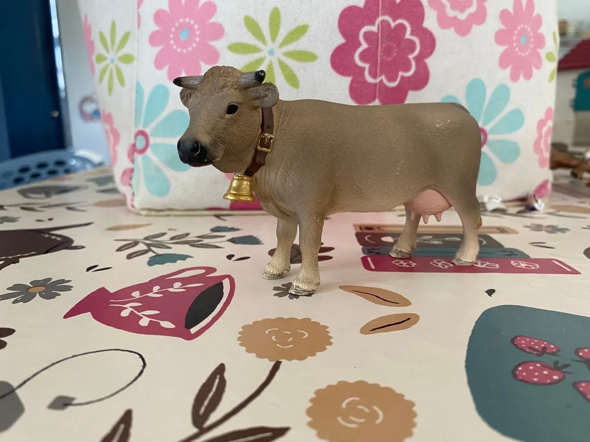Schleich Cows (set of 6) - Image 4