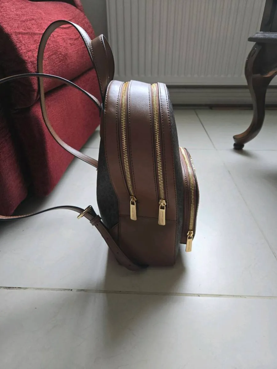 Michael kors backpack - Image 4