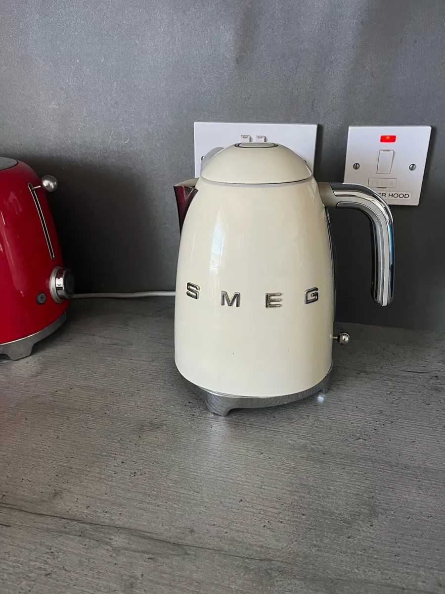 Smeg kettle - Image 1