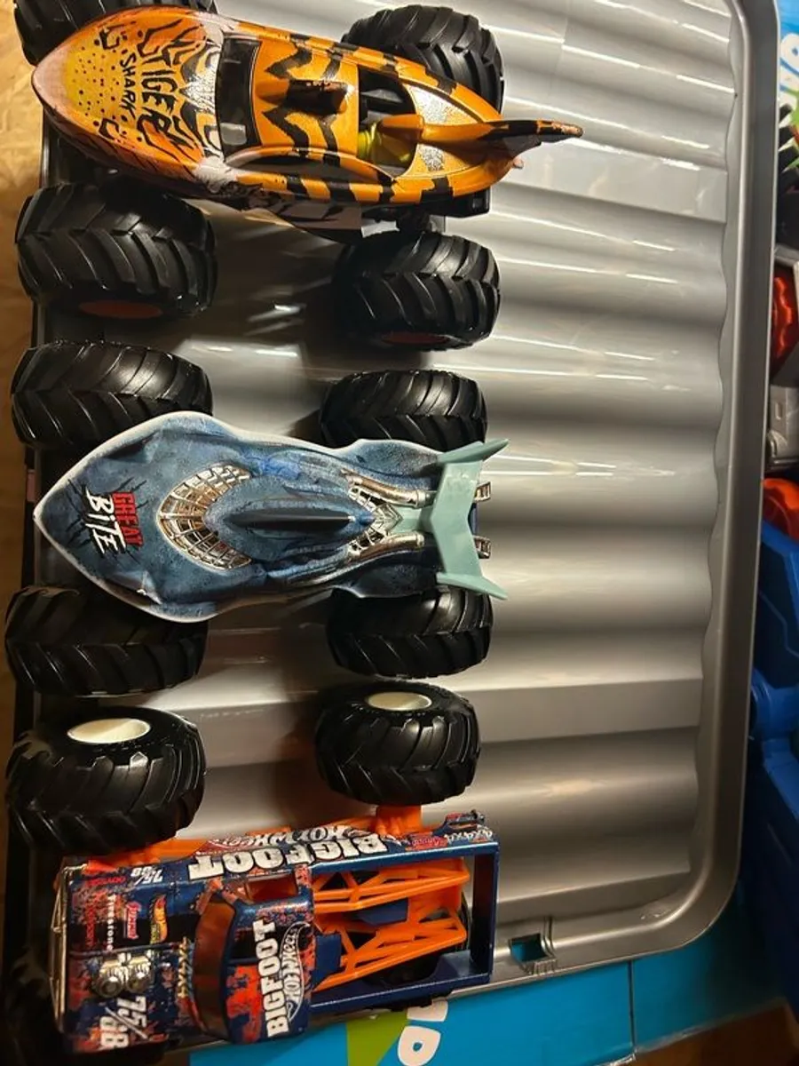 hot wheels monster trucks - Image 2