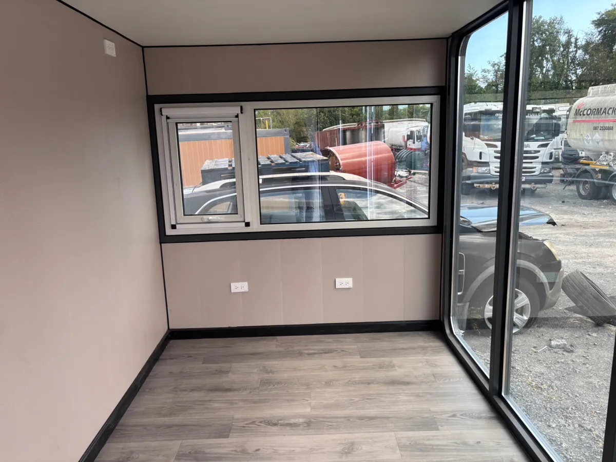 20ft tiny home/office pod - Image 3