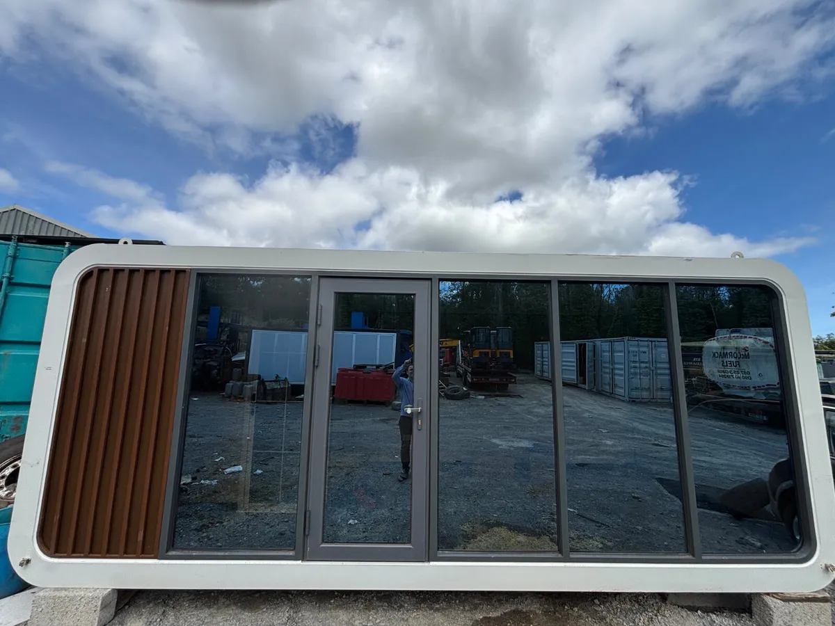 20ft tiny home/office pod - Image 1