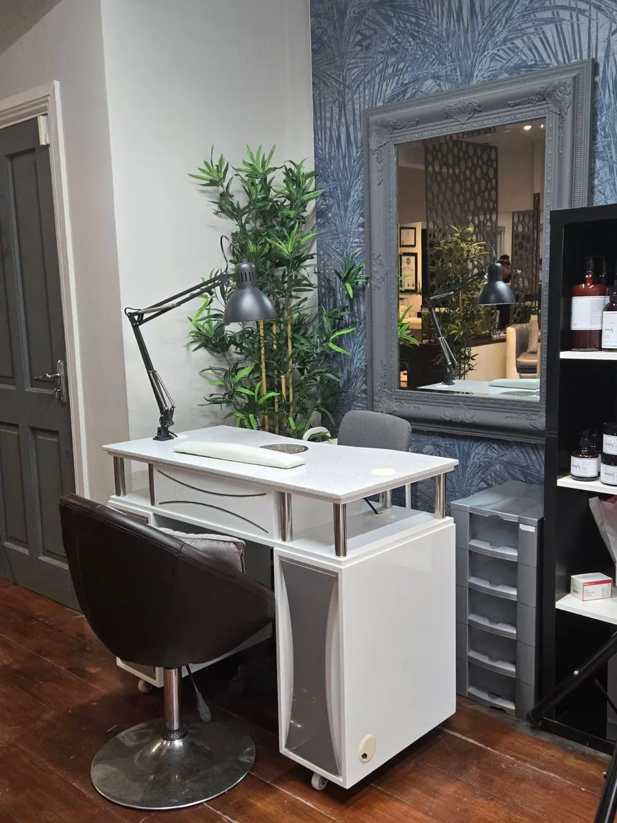 Beauty  Space for rent - Image 4