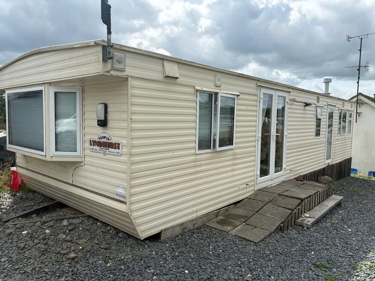 Mobile home - Image 1