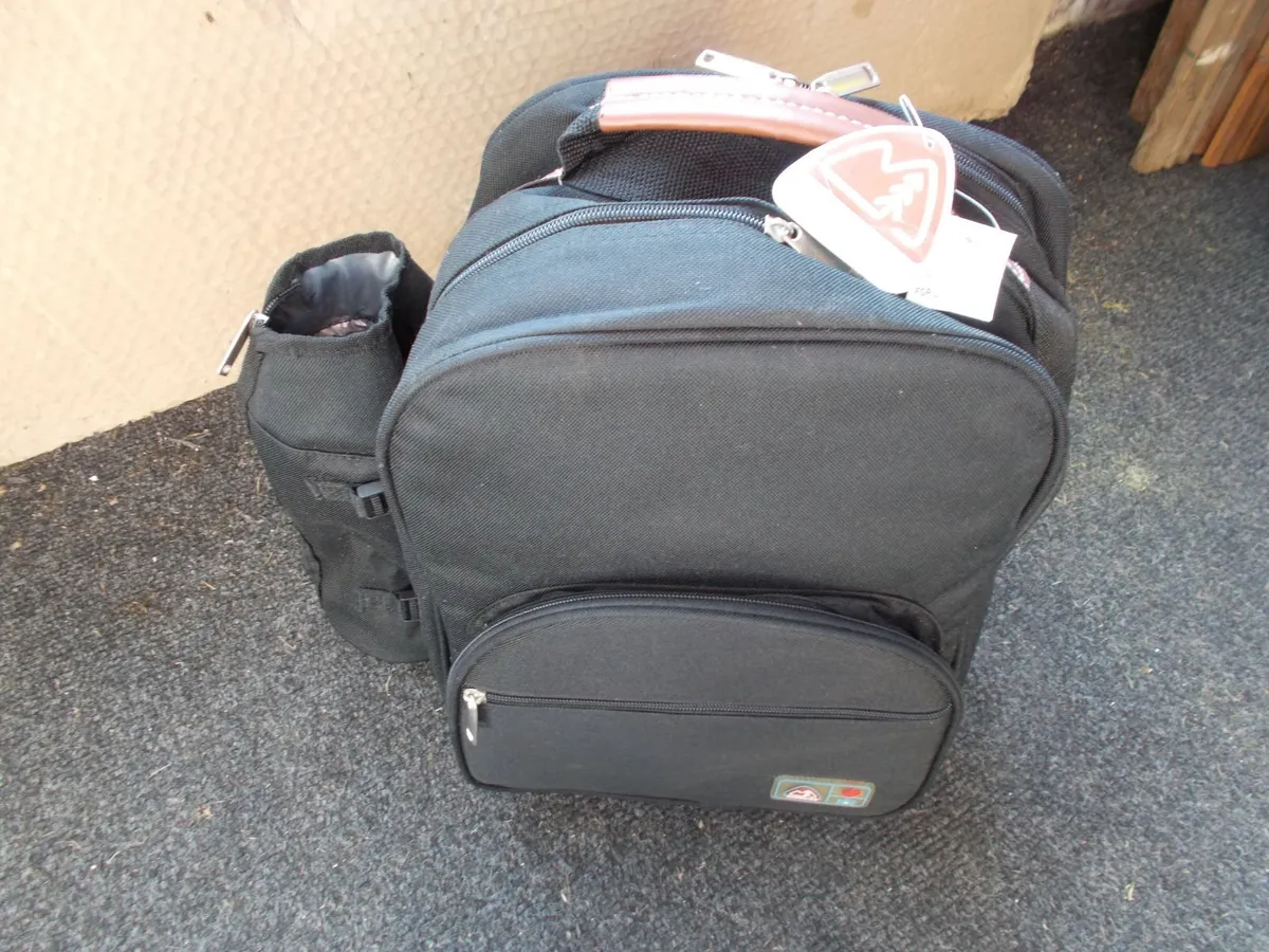 Hiking Camping Picnic Bag *NEW* - Image 1