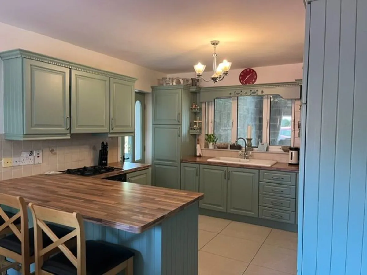 Kitchen Units - Image 2