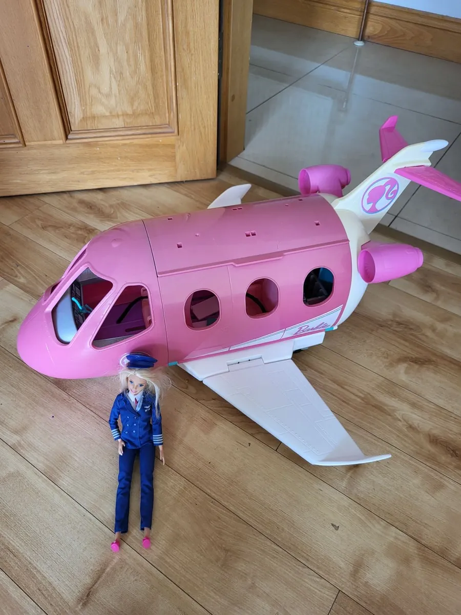 Barbie Aeroplane - Image 1
