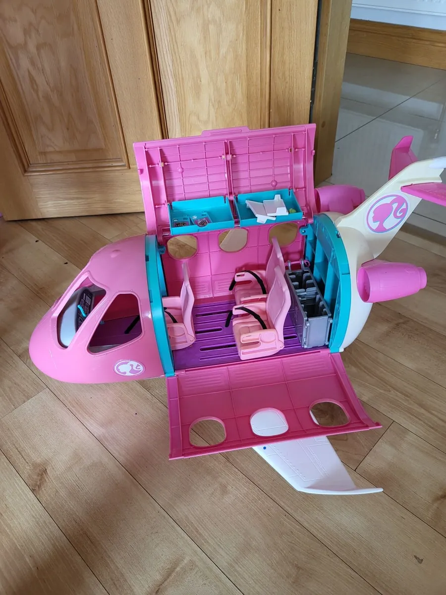 Barbie Aeroplane - Image 2