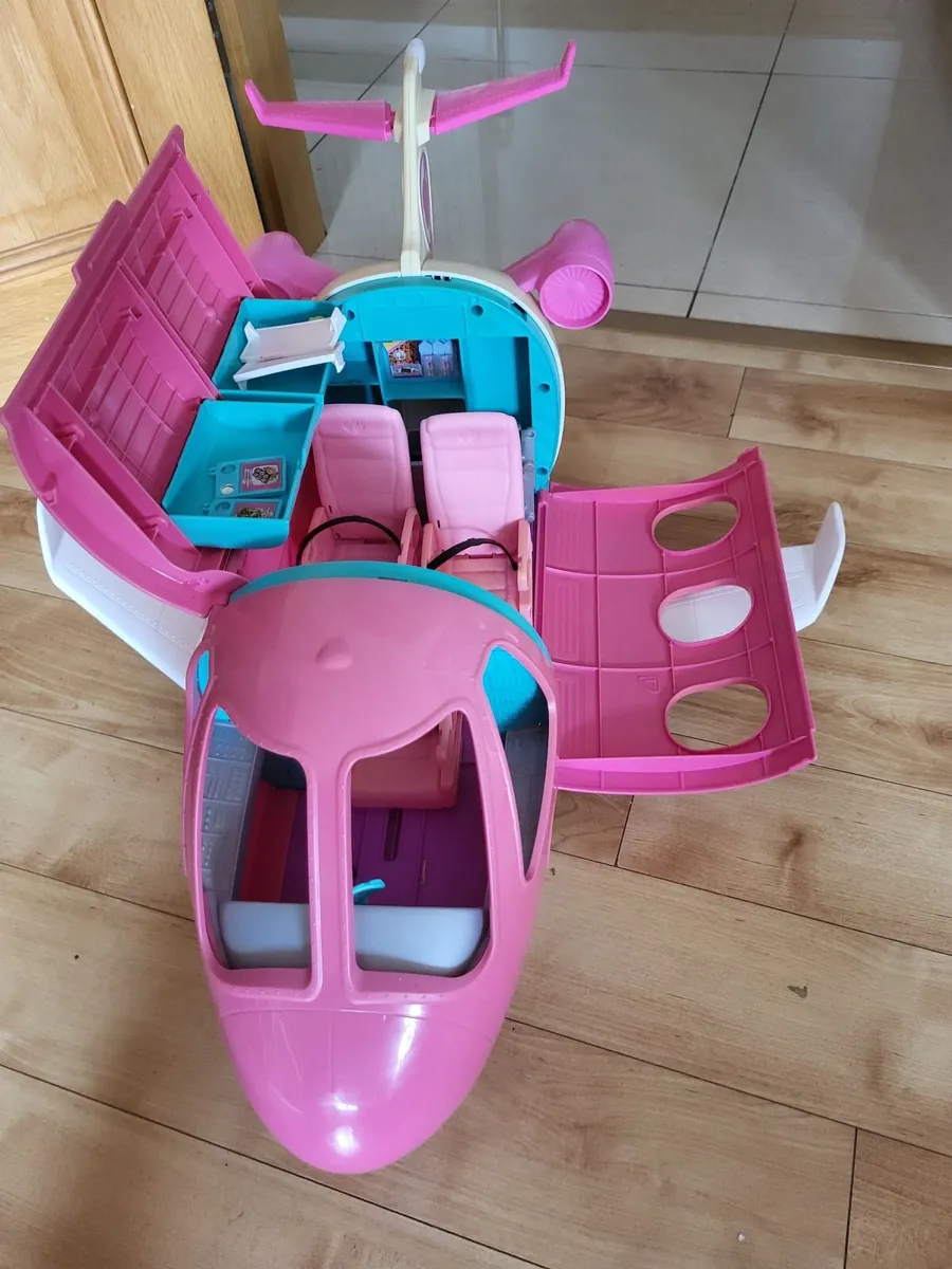 Barbie Aeroplane - Image 3