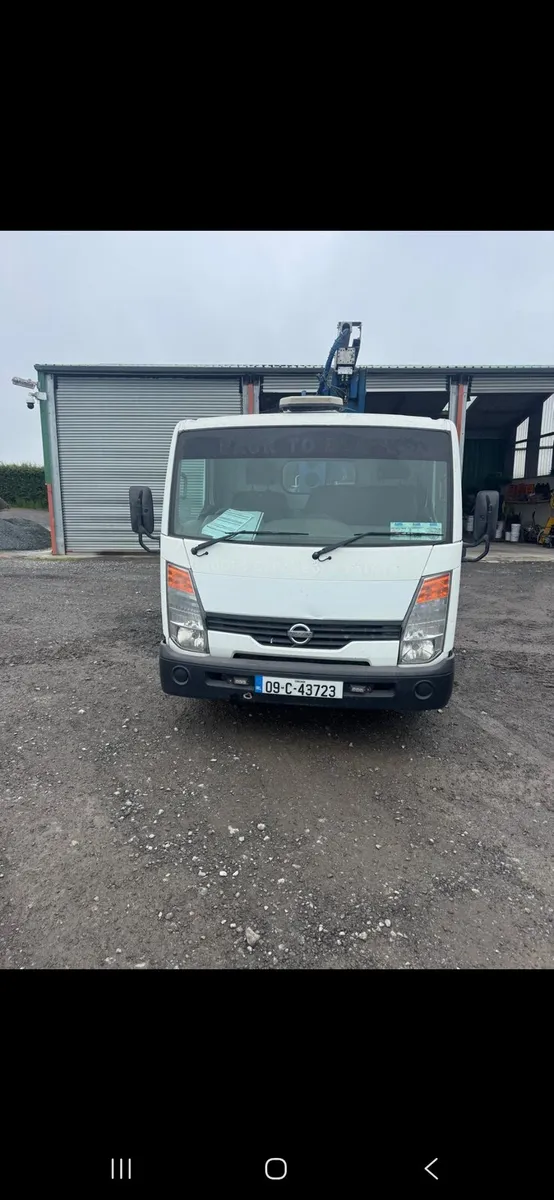 Hoist truck - Image 1