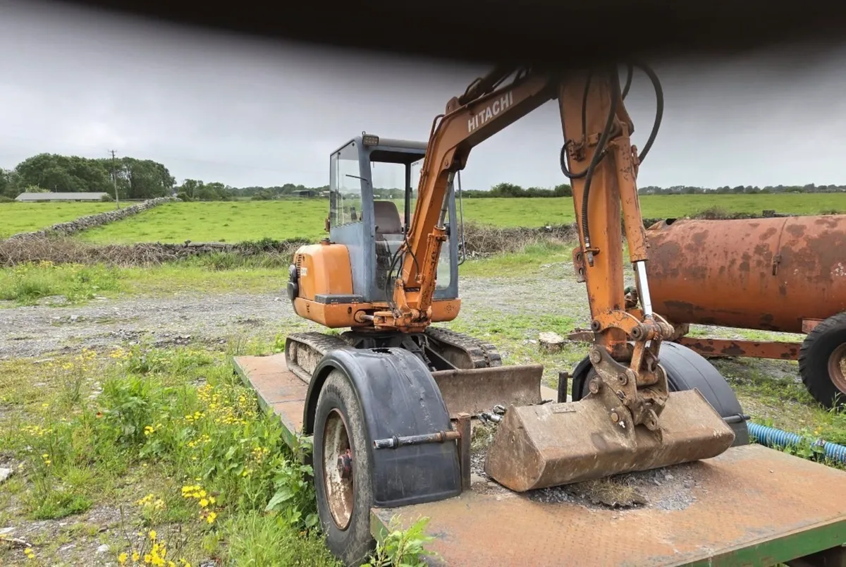 Hitachi Low Low loader Buckets Brush - Image 3