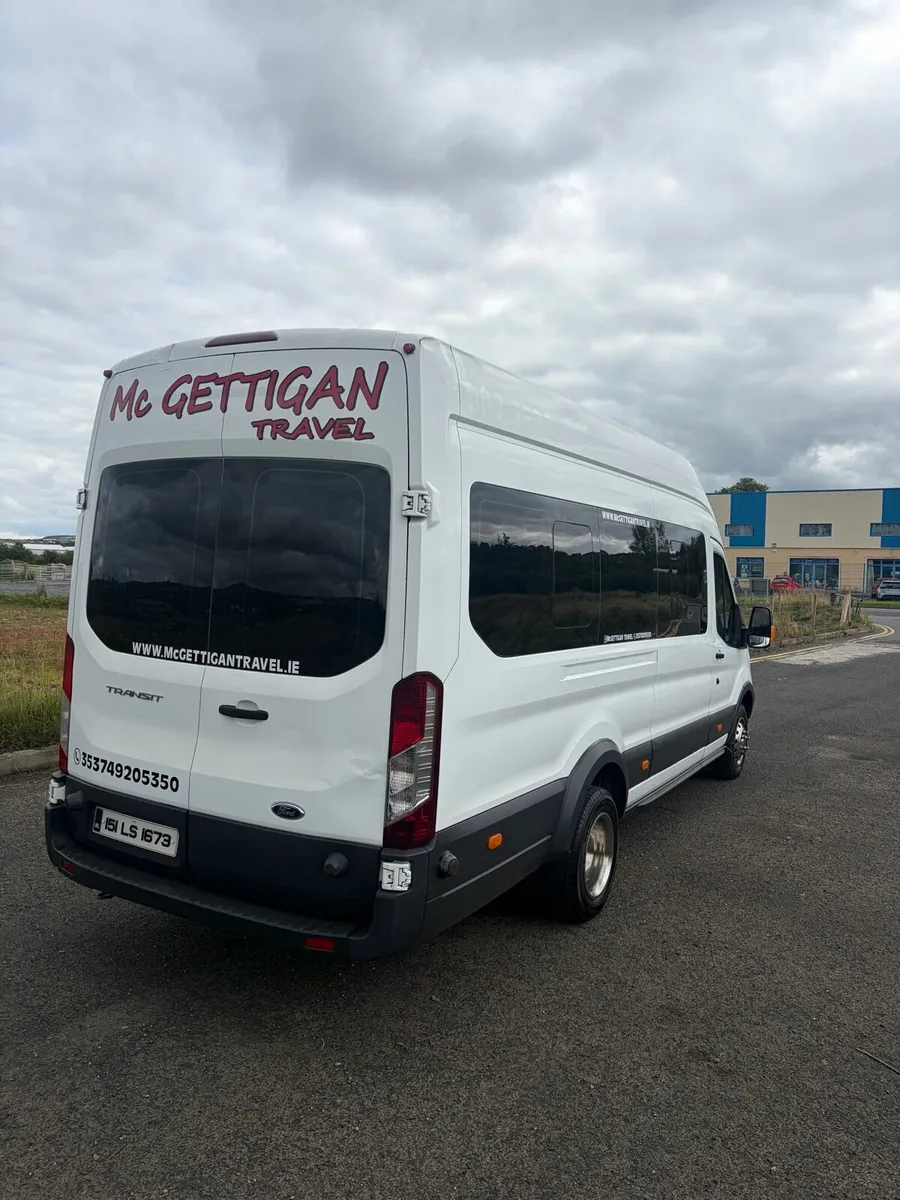 Ford Transit 17 Seater - Image 4