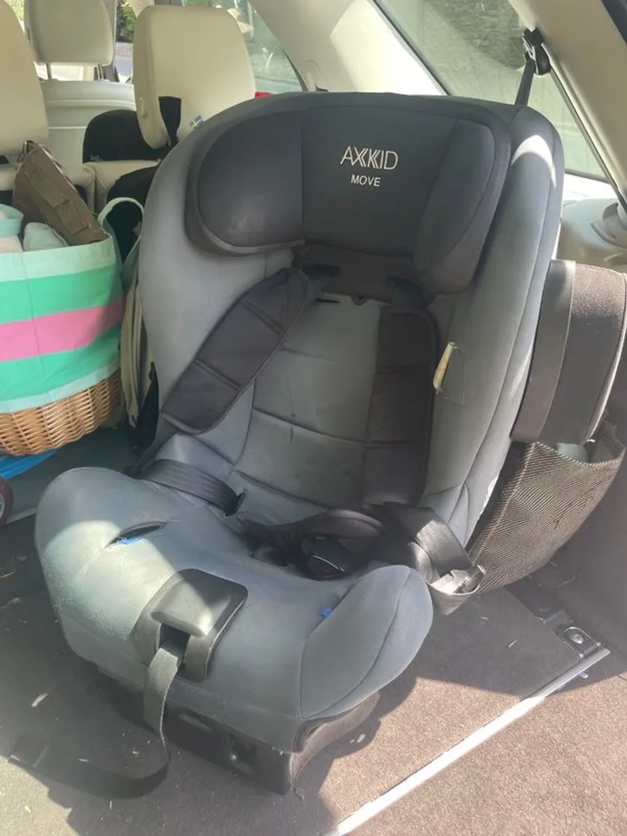 Car seat rear facing AXKid Move - Image 1