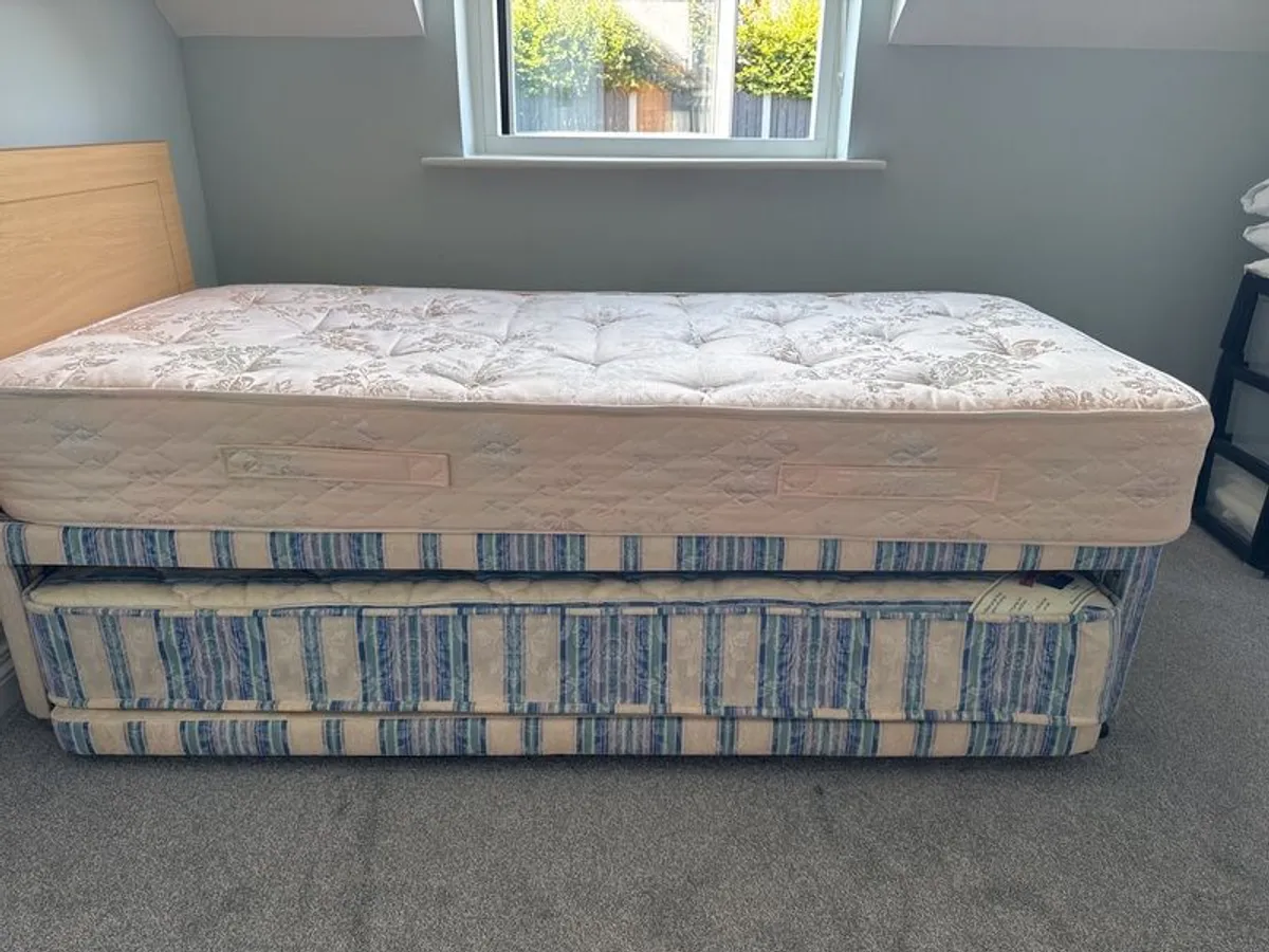 Single Beds - Image 2