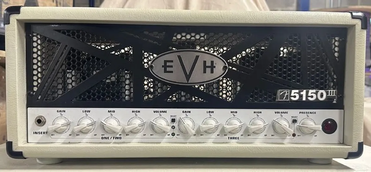 EVH 5150III 50W Tube Head + 2x12 Cabinet + Flight Case + Footswitch - Image 2
