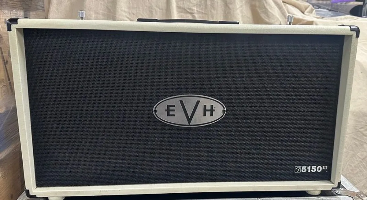 EVH 5150III 50W Tube Head + 2x12 Cabinet + Flight Case + Footswitch - Image 3