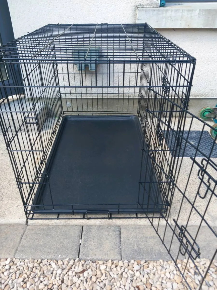 Large dog travel crate. - Image 2