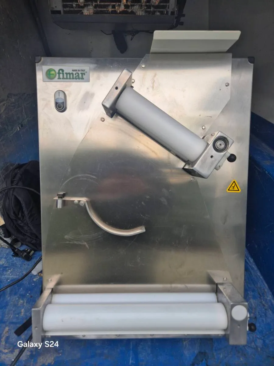 Pizza Dough Roller - Image 1