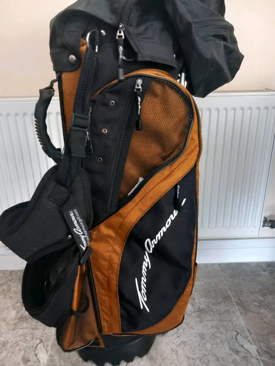 Tommy Armour golf bag with stand. - Image 3