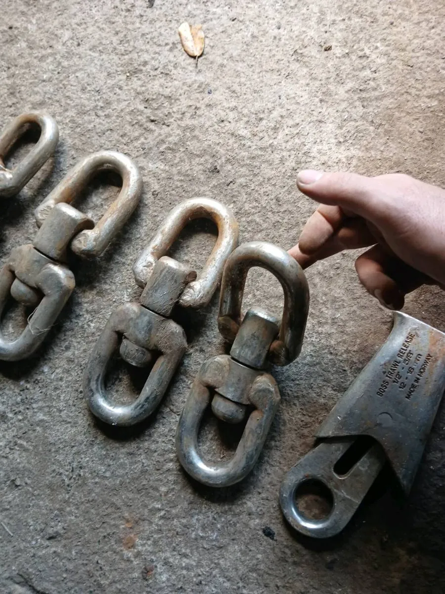 Stainless swivel and trawl release - Image 3