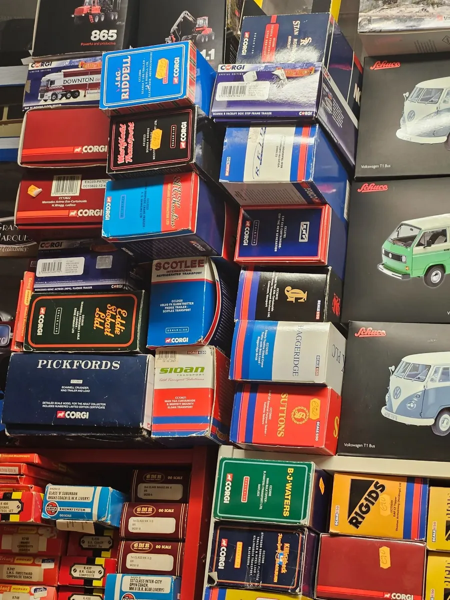 Corgi 1.50 Trucks - Image 2
