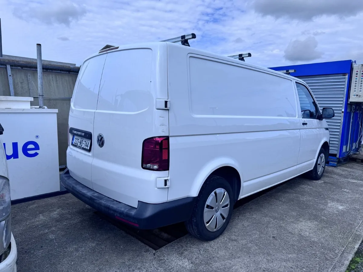 Volkswagen Transporter X 2 2022 and 2021 - Image 2