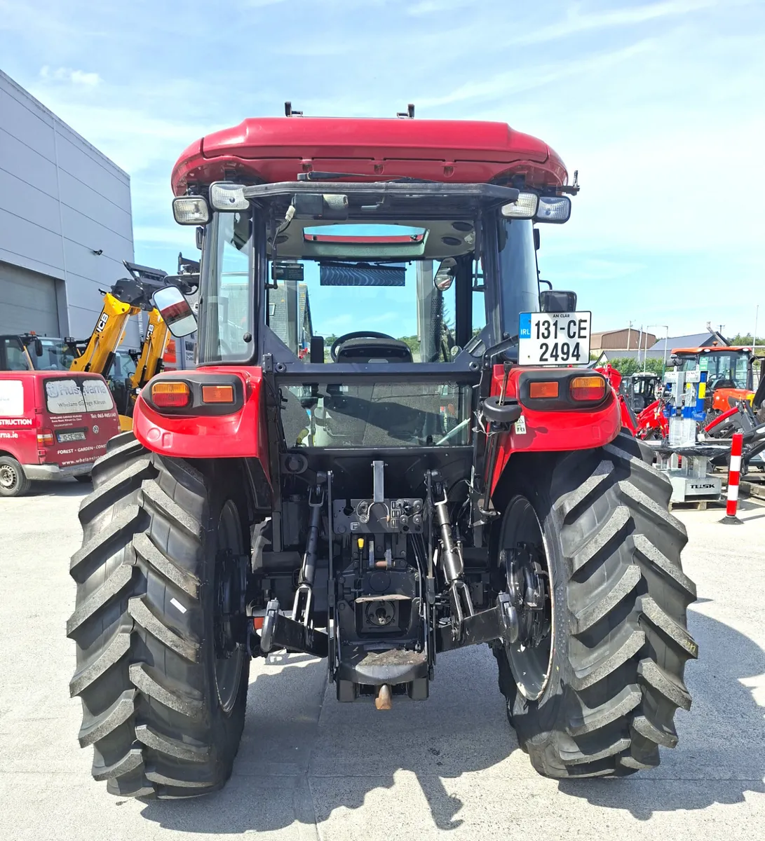 CASE IH 115 FARMALL + LOADER - Image 4