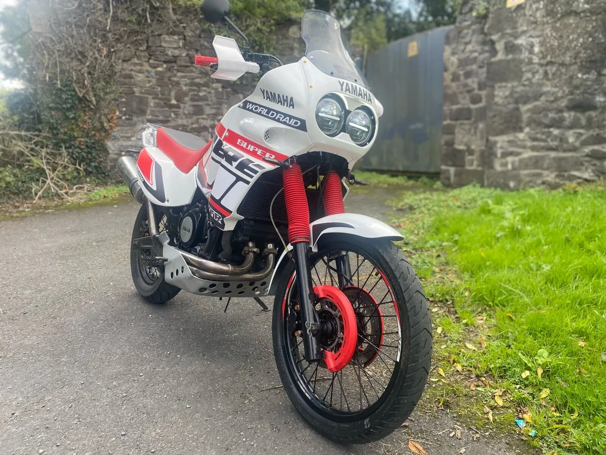 1994 Yamaha XTZ 750 - Image 2