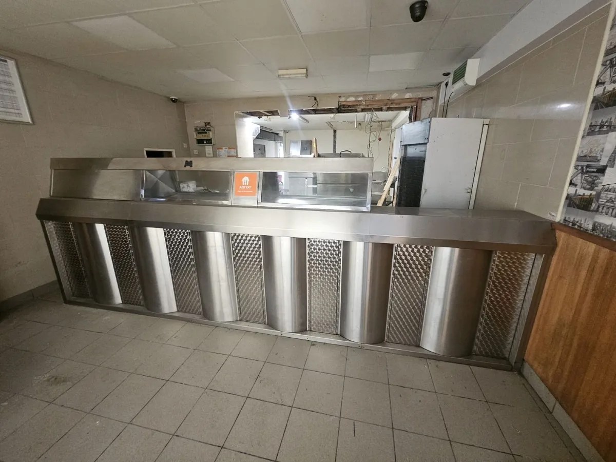 Two pan electric fish and chip deep frying range - Image 1