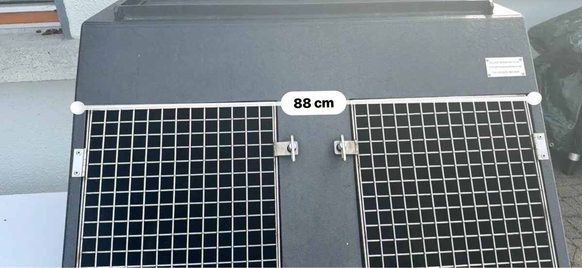 Double compartment dog transport crate - Image 2