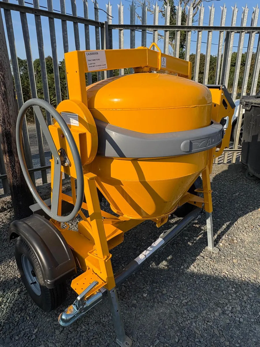 New Altrad 4 Bag Cement Mixer - €4,065 + VAT - Image 3