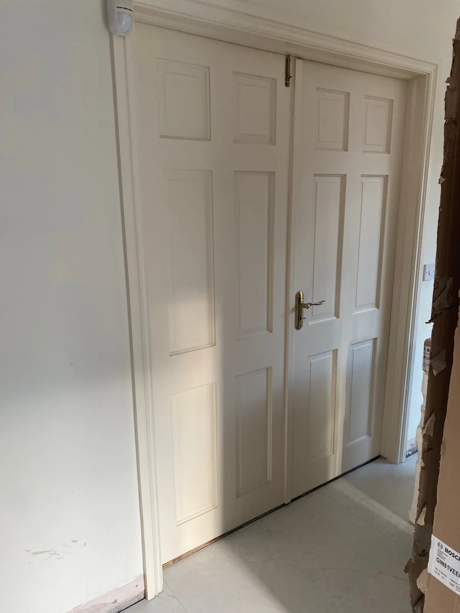 Internal  wooden doors - Image 2