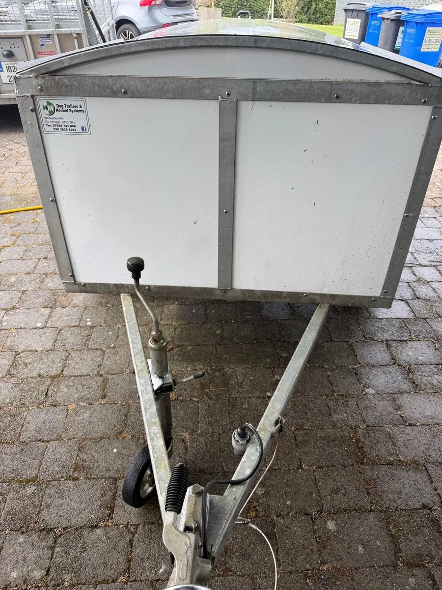 Factory built dog trailer - Image 4