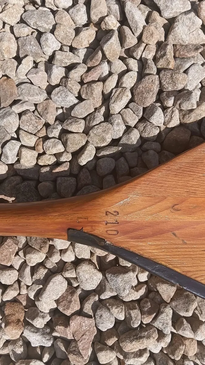 Vintage Klepper wooden kayak paddle. - Image 3